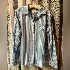 AE Blue & White Stripe Button Down Shirt